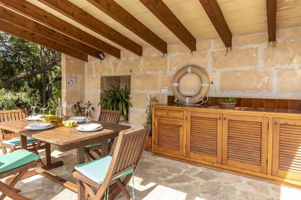 Alegre Villa Pollenca