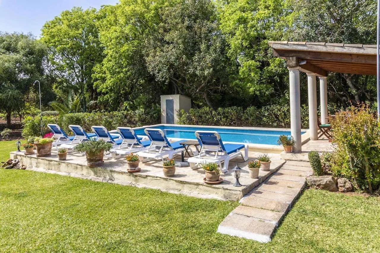 Alegre Villa Pollenca