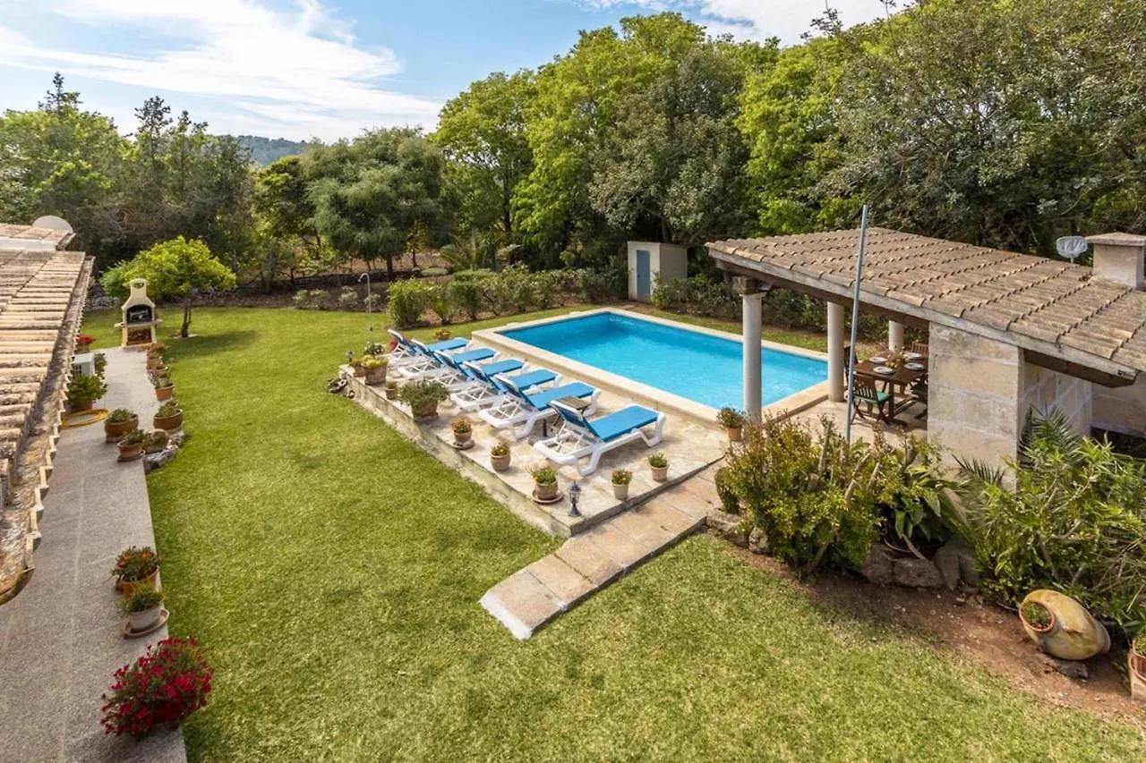 Alegre Villa Pollenca